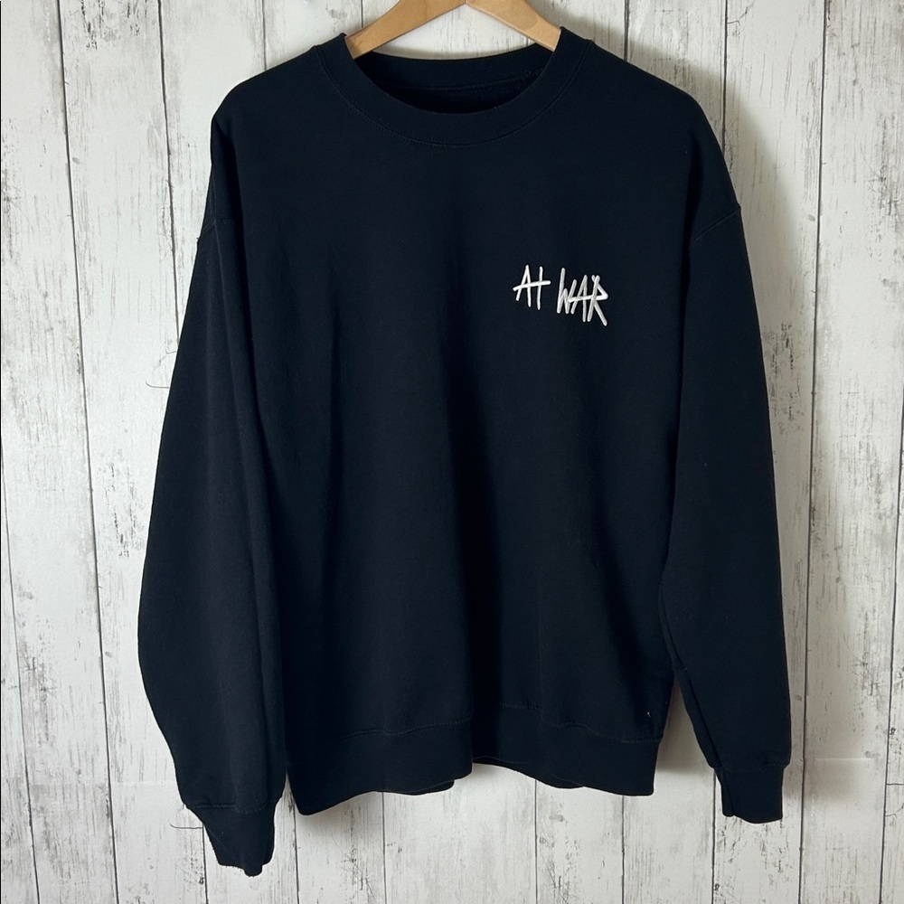 At War black crewneck men’s medium — soft, comfy, classic streetwear style.